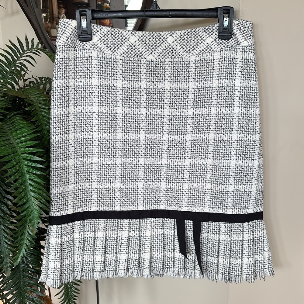 Classiques Entier Black & White Tweed Checks Lined Skirt w/ Pleated Ruffle Hem